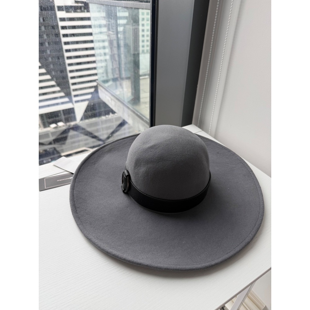 BCBGMAXAZRIA Grey 100% Wool Wide Brim Hat with O-Ring Band NWT